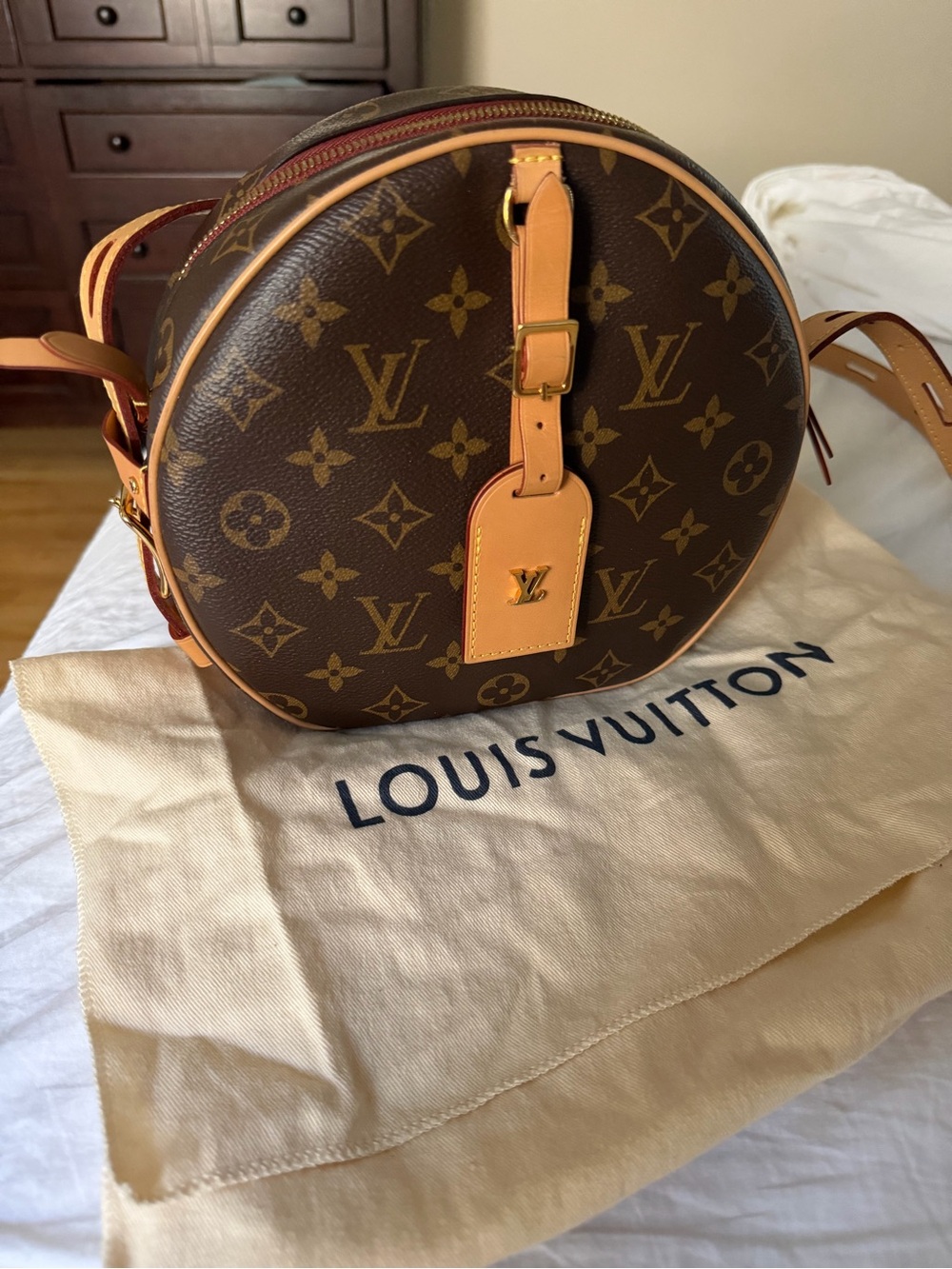 Louis Vuitton Monogram Round Crossbody Bag - Brown and Tan